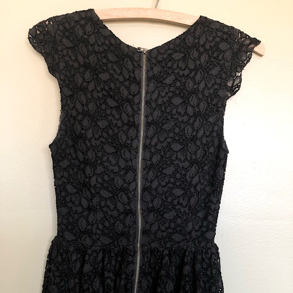 Aritzia Talula Belgravia Black lace dress - Picture 3 of 4